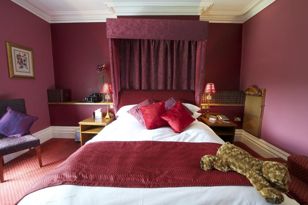 Macdonald Egerton House Hotel Bolton Room photo